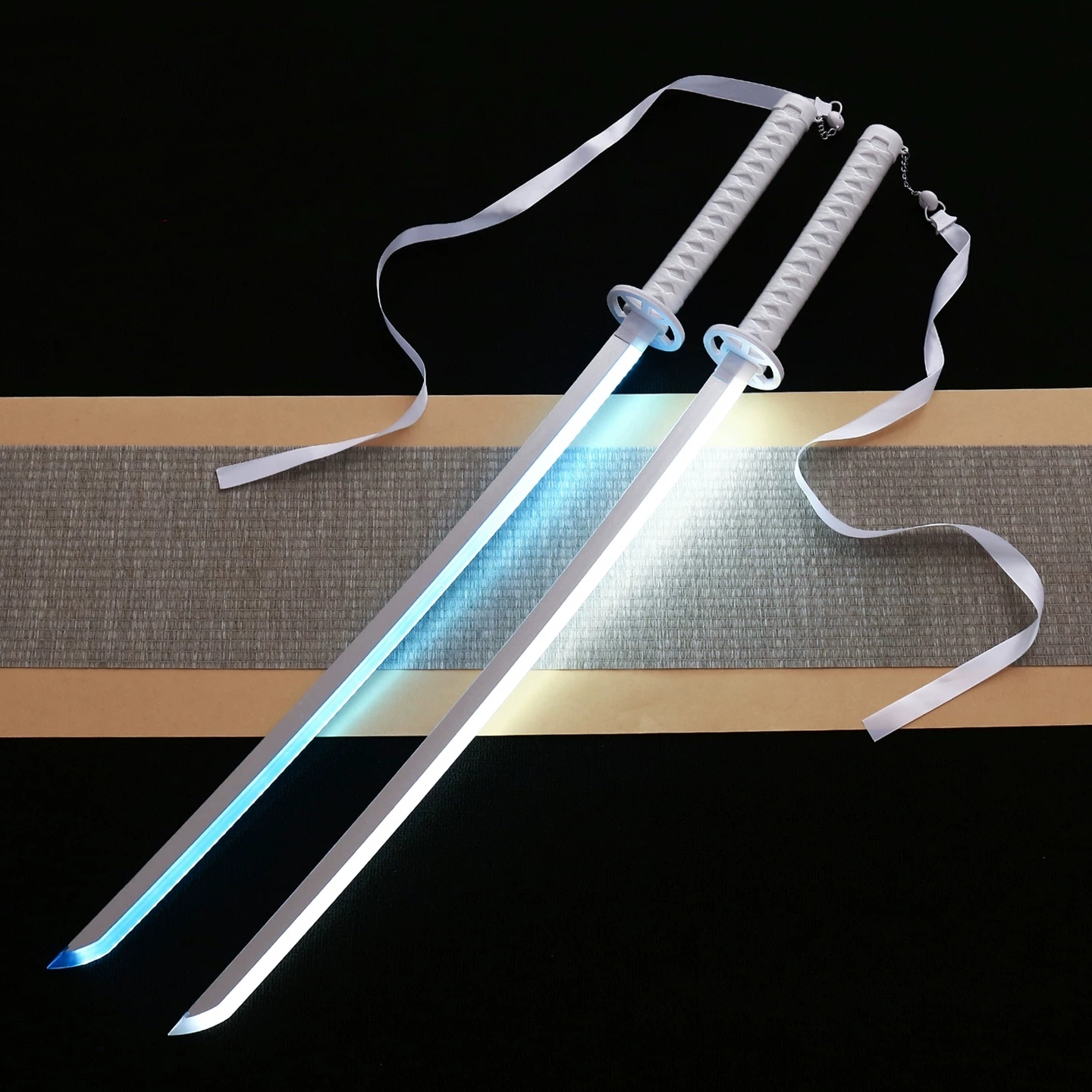40 inch Glow Bleach Katana Led - Cosplay Prop Katana recensie en prijs